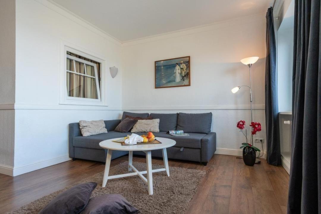 Strandhotel-Heiligenhafen-Wohnung-120-Wellenreiter-Typ-Ii Экстерьер фото
